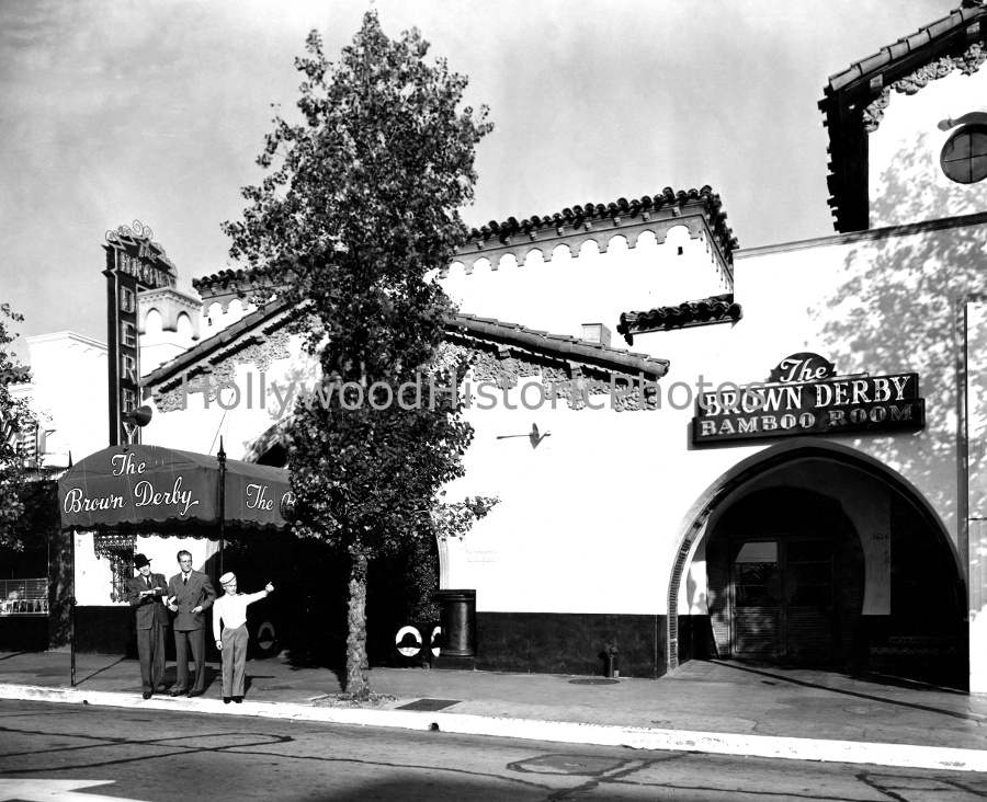 Brown Derby 1937 Hollywood WM.jpg